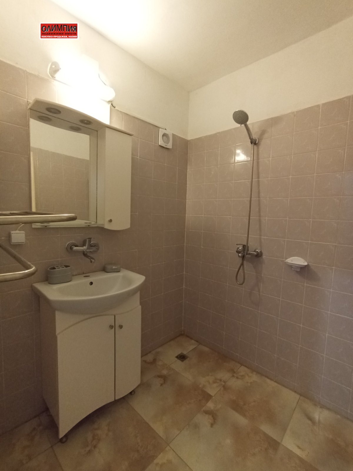 Дава под наем 3-СТАЕН, гр. Варна, Лятно кино Тракия, снимка 9 - Апартаменти - 54089773