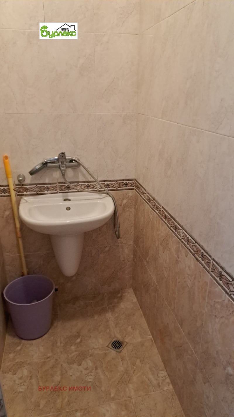 Дава под наем 2-СТАЕН, гр. Варна, Център, снимка 13 - Апартаменти - 52656529