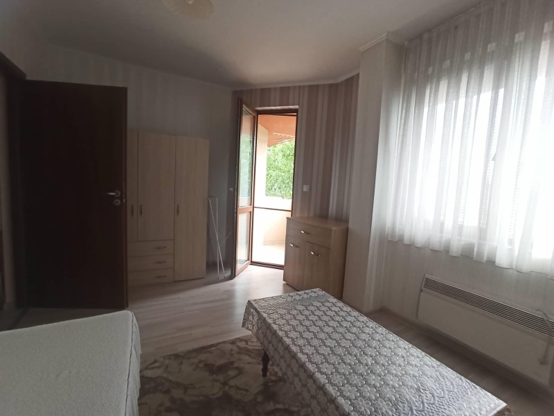 Kiadó  2 hálószobás Plovdiv , Sadijski , 100 négyzetméter | 89498652 - kép [9]