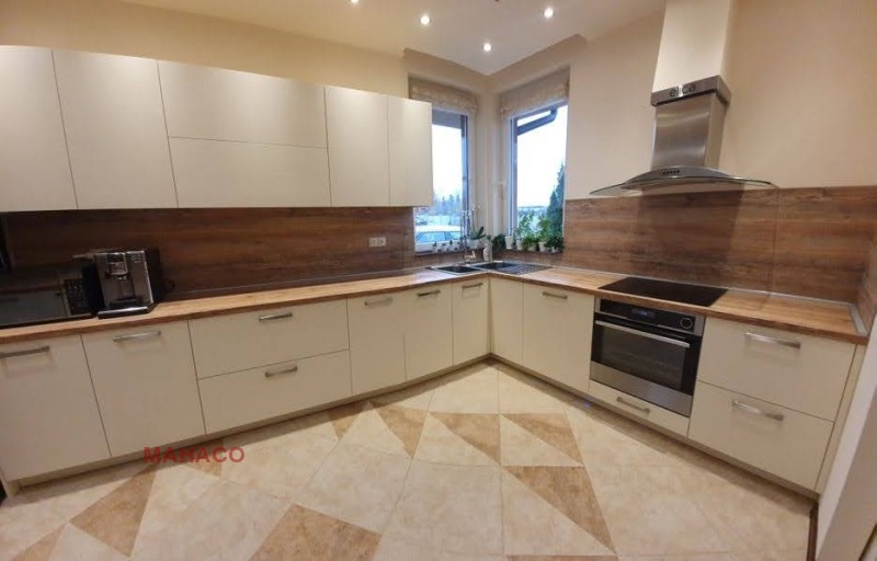 Kiralık  Ev Sofia , m-t Kambanite , 450 metrekare | 10647100 - görüntü [4]