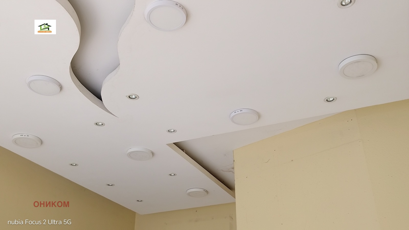 Дава под наем МАГАЗИН, гр. Пазарджик, Идеален център, снимка 5 - Магазини - 53605819