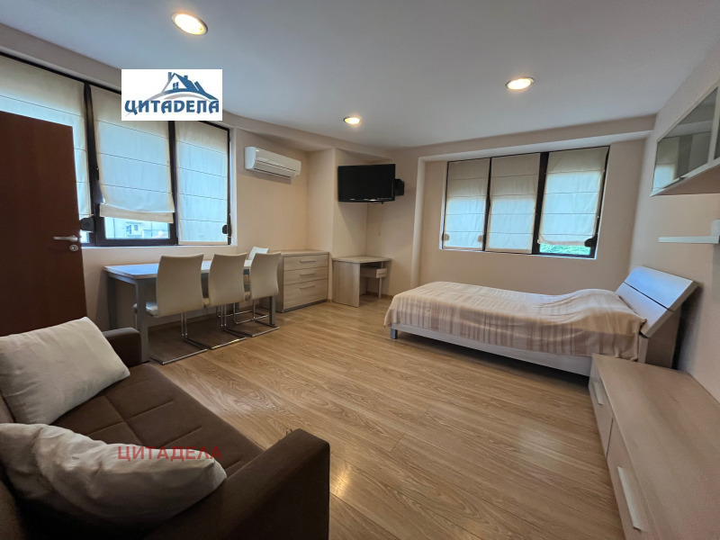 Kiadó  Stúdió Stara Zagora , Centar , 42 négyzetméter | 67706558