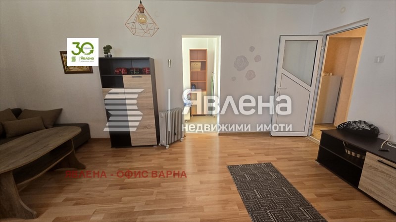 Zu vermieten  1 Schlafzimmer Warna , Lewski 1 , 44 qm | 27142568