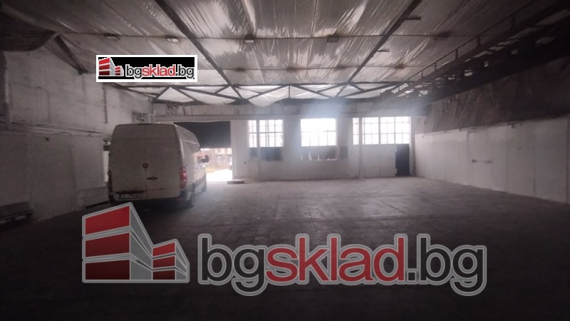Дава под наем СКЛАД, гр. Божурище, област София област