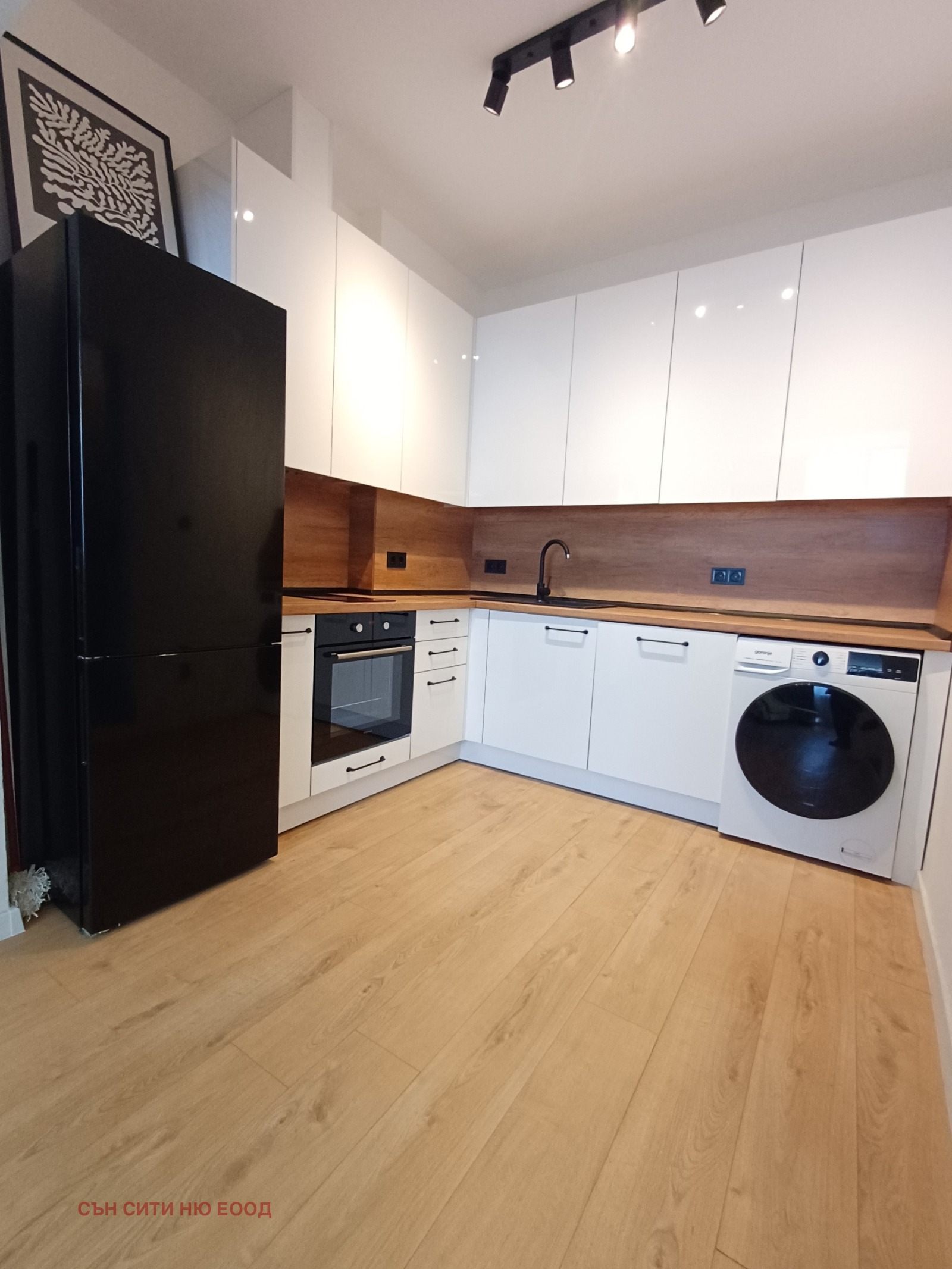 Дава под наем 2-СТАЕН, гр. София, Център, снимка 5 - Апартаменти - 53778975