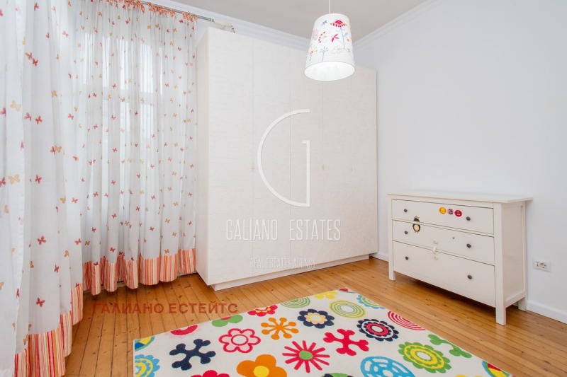 Дава под наем 3-СТАЕН, гр. София, Център, снимка 8 - Апартаменти - 52687497