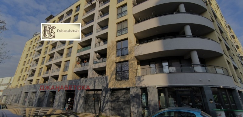 Zu vermieten  Гараж, Паркомясто Sofia , Wrabniza 2 , 41 qm | 98491433