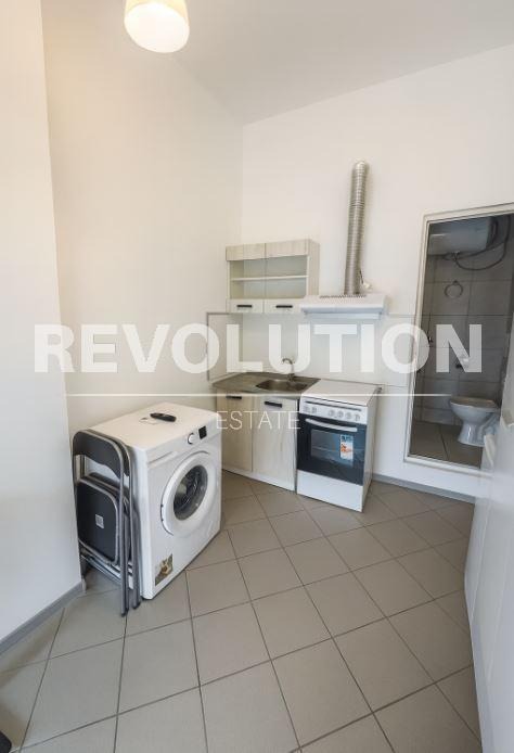 Do wynajęcia  Studio Warna , Pogrebi , 35 mkw | 26816655 - obraz [4]