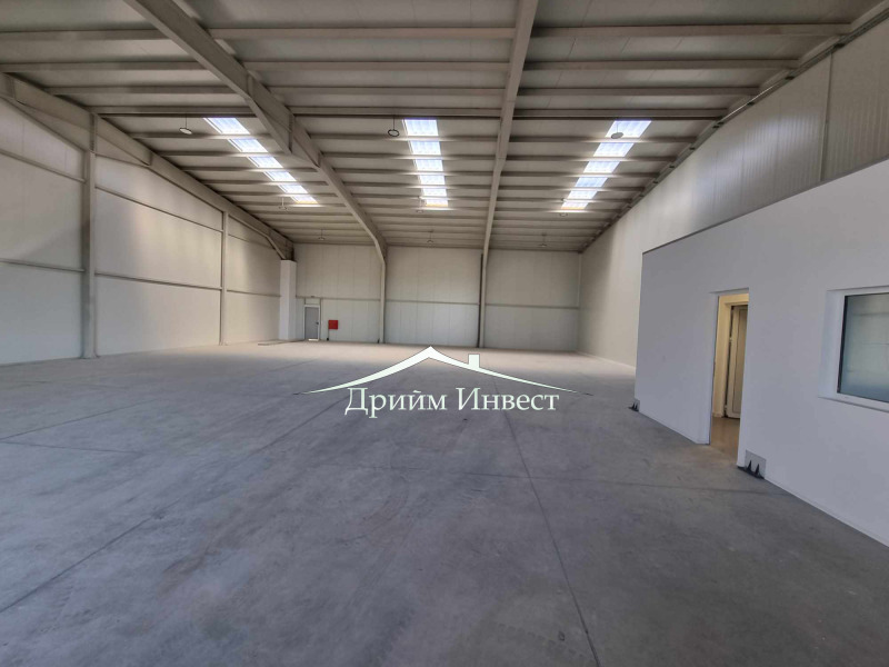 Da affittare  Magazzinaggio Plovdiv , Industrialna zona - Iug , 440 mq | 12255537 - Immagine [3]