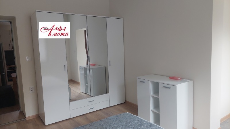 Дава под наем 2-СТАЕН, гр. Шумен, Център, снимка 4 - Апартаменти - 52561181