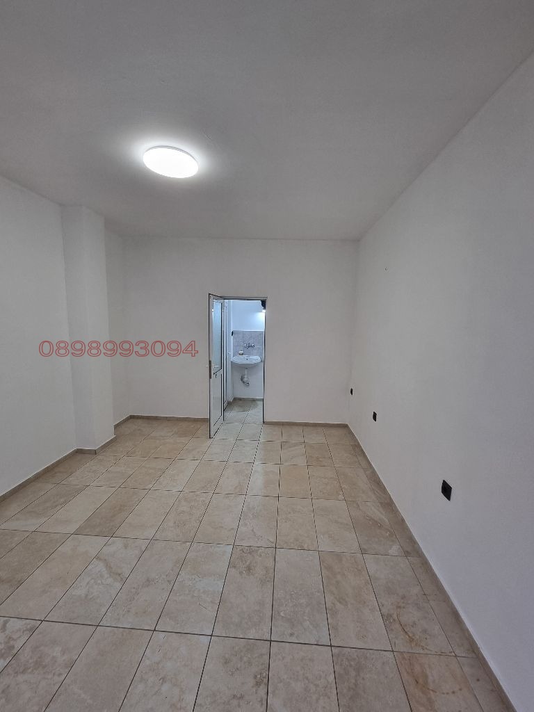 Дава под наем ОФИС, гр. Русе, Център