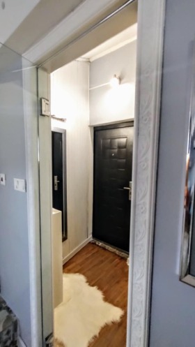 ���� ��� ���� 1-����� | Imot.bg � ����� ������ 13