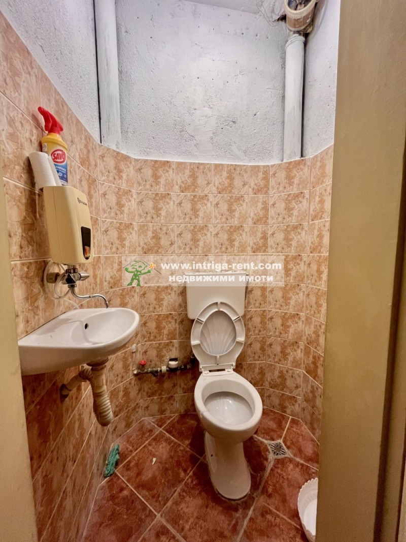 Te huur  2 slaapkamers Chaskovo , Mladezjki chalm , 120 m² | 21401548 - afbeelding [13]