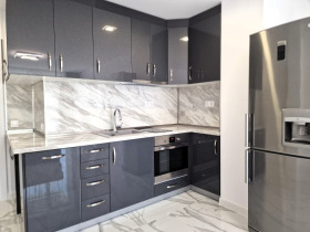 1 quarto Hristo Smirnenski, Plovdiv