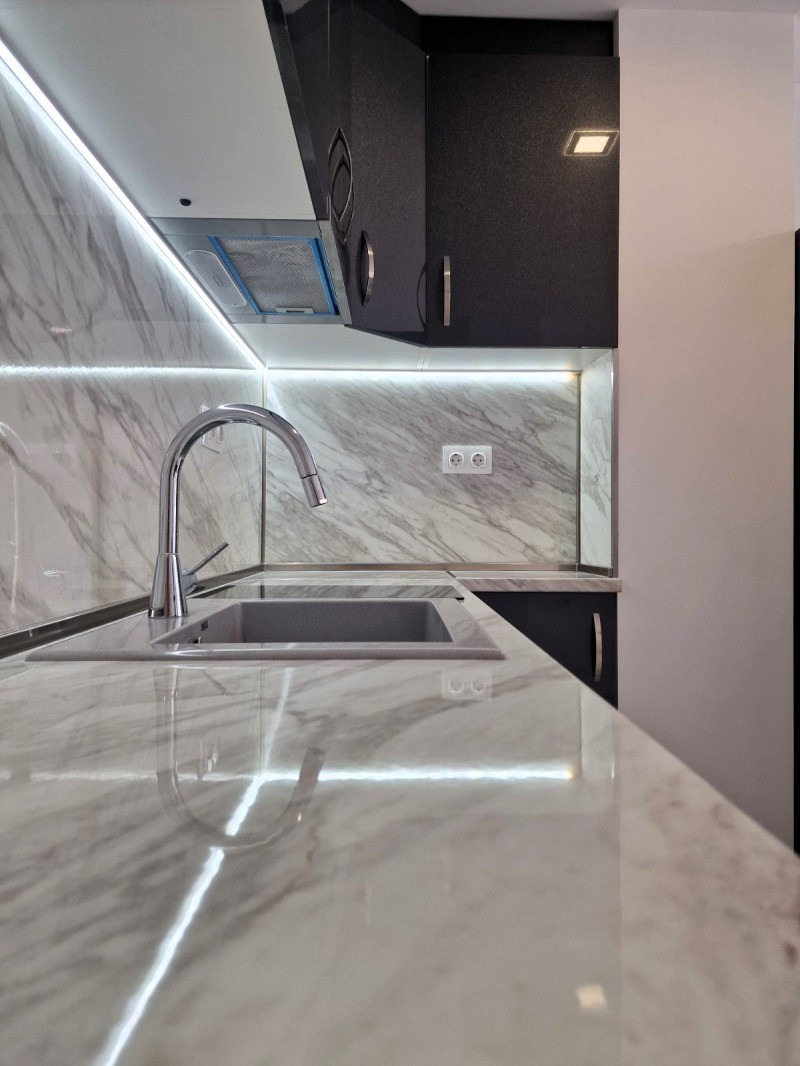 A louer  1 chambre Plovdiv , Hristo Smirnenski , 60 m² | 81796121 - image [2]
