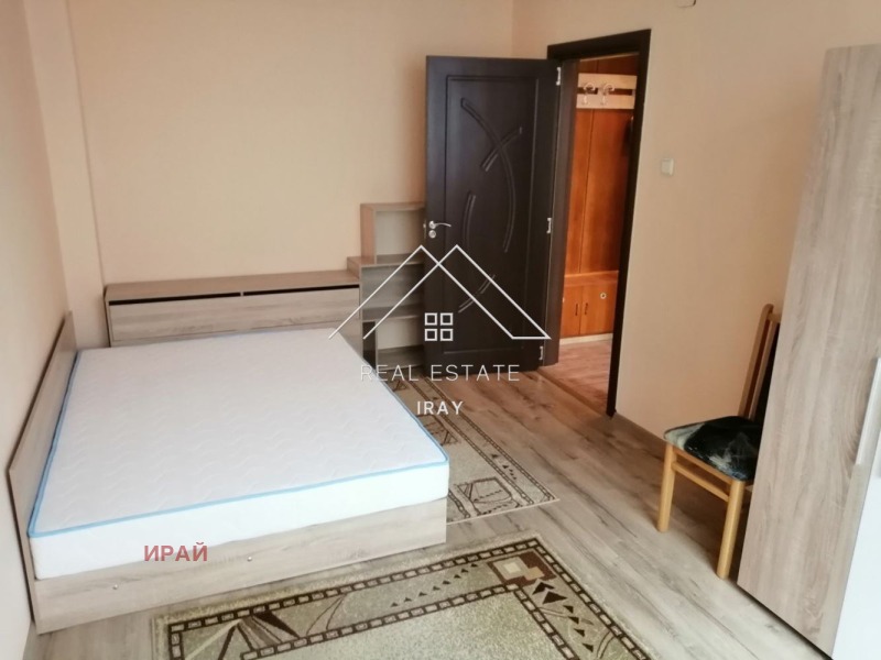 Дава под нем  2-стаен, град Стара Загора, Център •  450 лв. • ID 96263887 — holmes.bg - [1] 