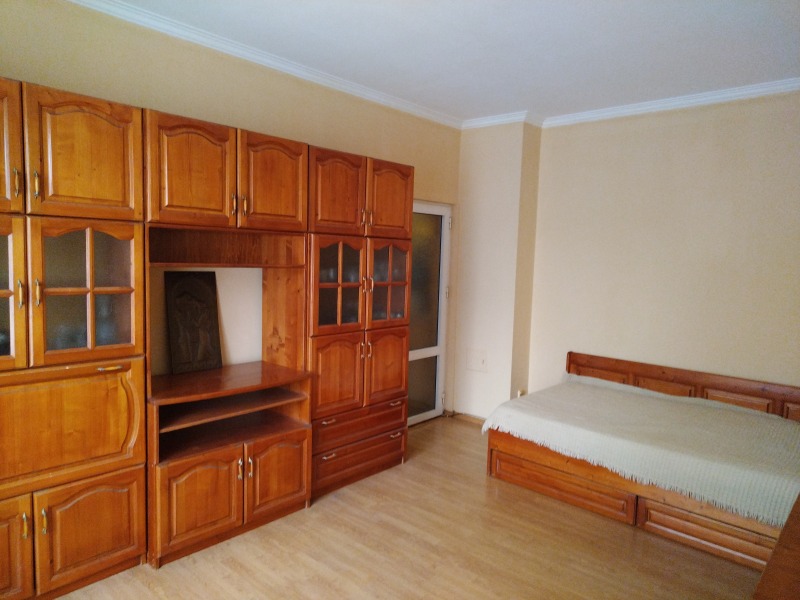 Дава под наем 2-СТАЕН, гр. Перник, Димова махала, снимка 3 - Апартаменти - 53322977