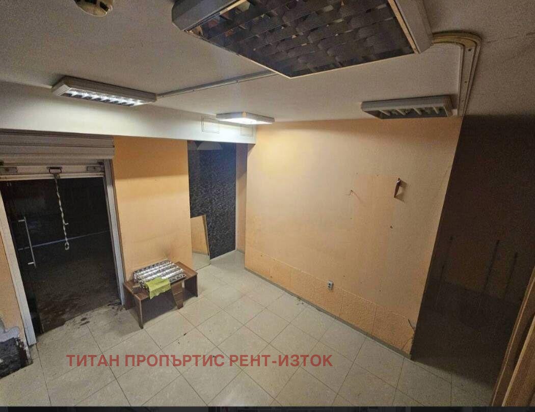 Дава под наем МАГАЗИН, гр. Бургас, Славейков, снимка 2 - Магазини - 53715001