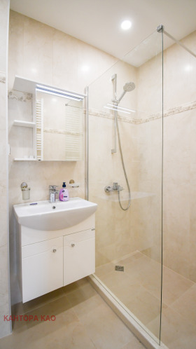 ���� ��� ���� 3-����� | Imot.bg � ����� ������ 10