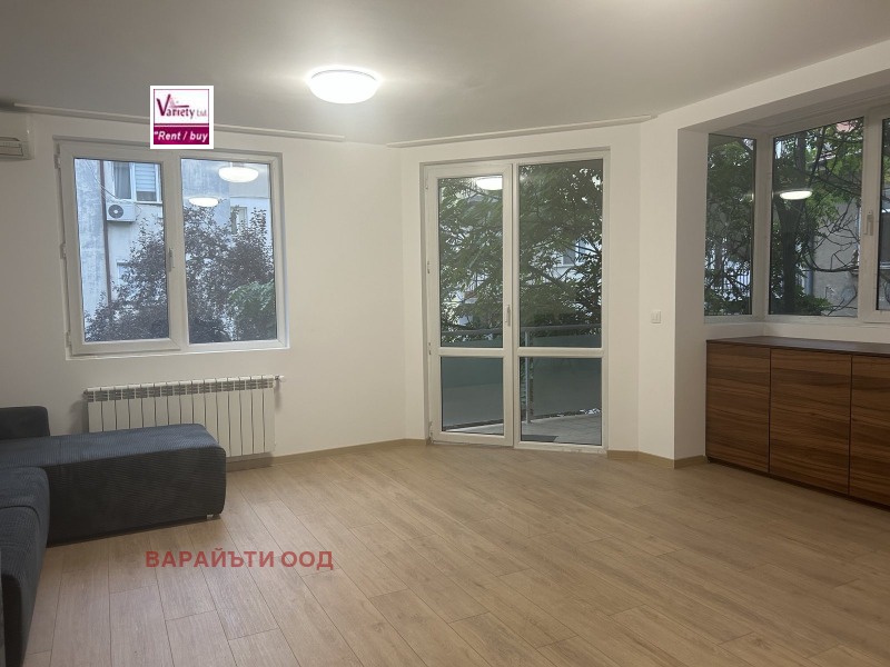 Дава под наем  2-стаен град София , Център , 75 кв.м | 28907636