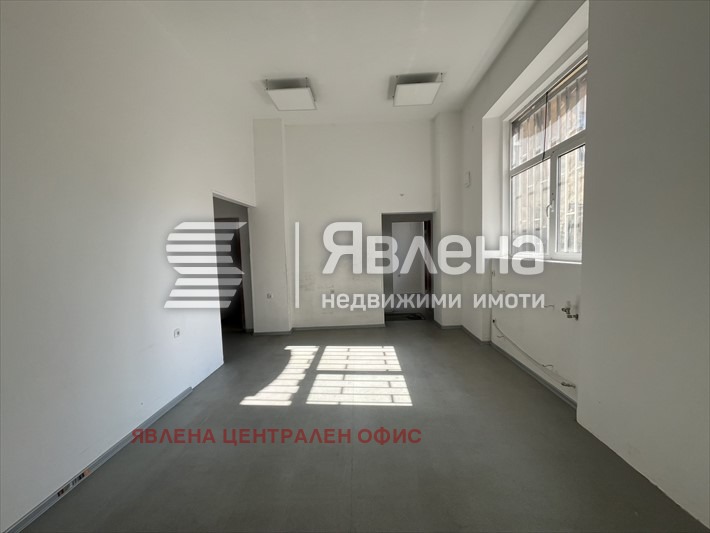 Дава под наем МАГАЗИН, гр. София, Център, снимка 4 - Магазини - 53774130
