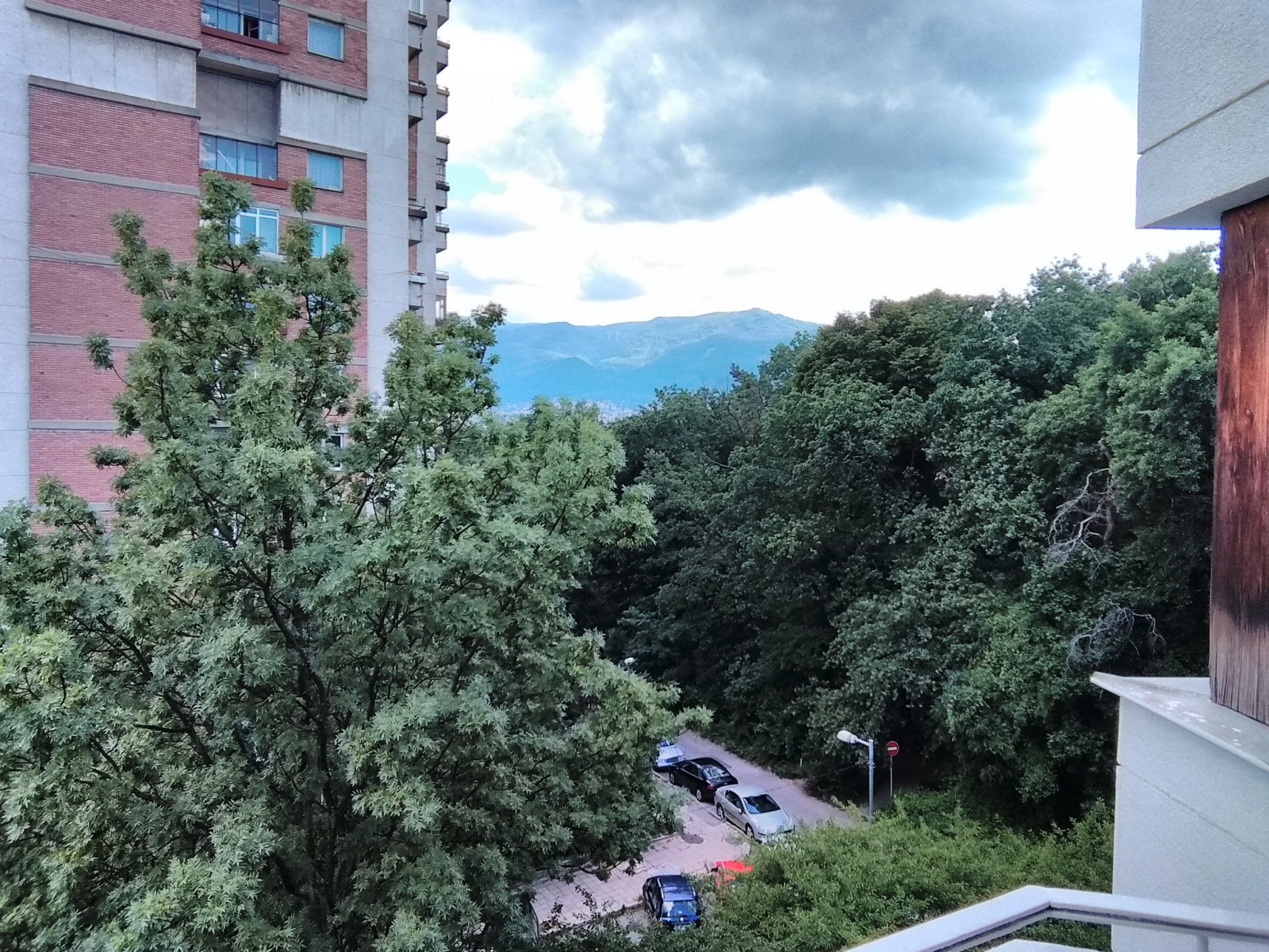 Дава под наем 3-СТАЕН, гр. София, Изгрев, снимка 15 - Апартаменти - 55783423