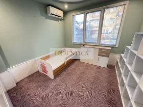 ���� ��� ���� 3-����� | Imot.bg � ����� ������ 12