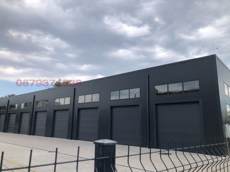 Под наем ПРОМ. ПОМЕЩЕНИЕ, град София, Враждебна • 2600 € / 5085.16 лв. • 23899628 1