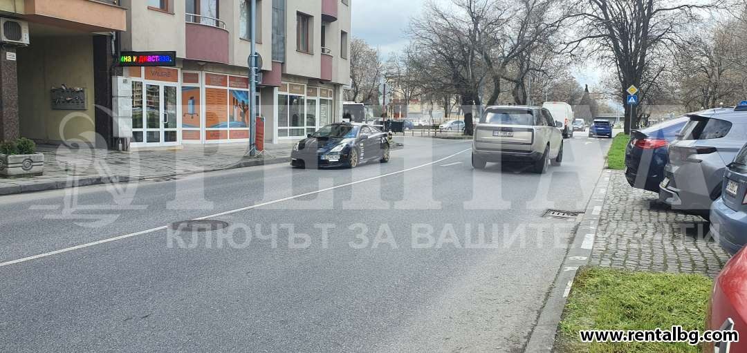 Дава под наем МАГАЗИН, гр. Пловдив, Център, снимка 2 - Магазини - 54080782