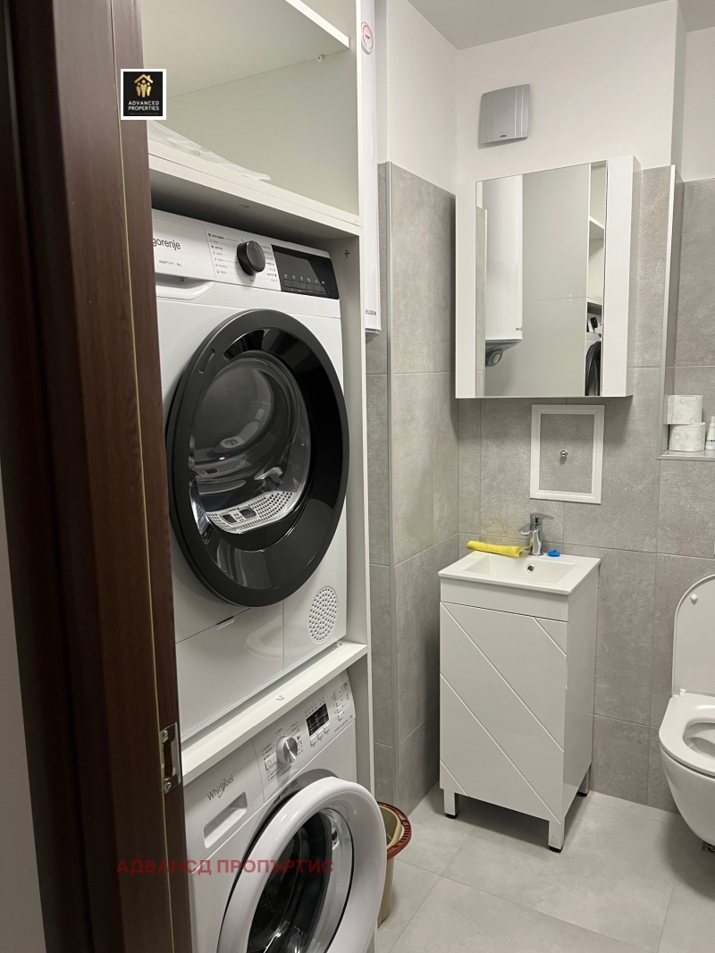 Издаје се  2 спаваће собе Софија , Витоша , 114 м2 | 94066184 - слика [12]