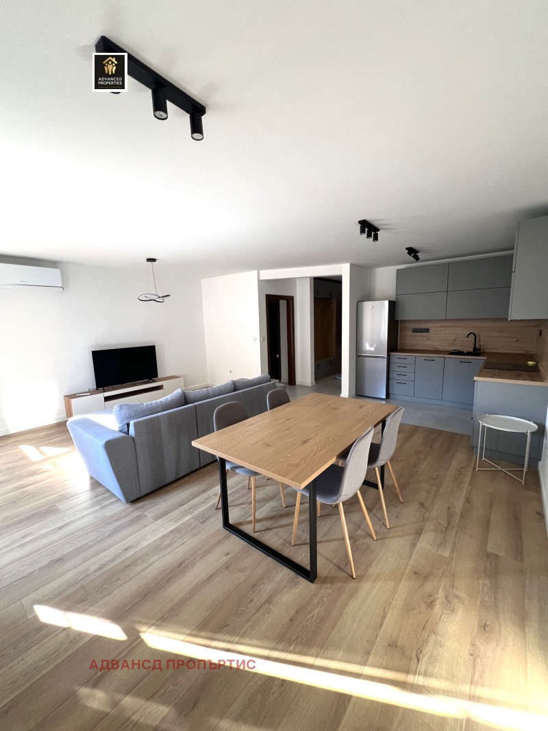 Издаје се  2 спаваће собе Софија , Витоша , 114 м2 | 94066184