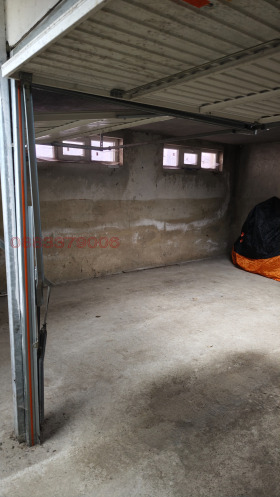 ГАРАЖ, ПАРКОМЯСТО, 19 m2