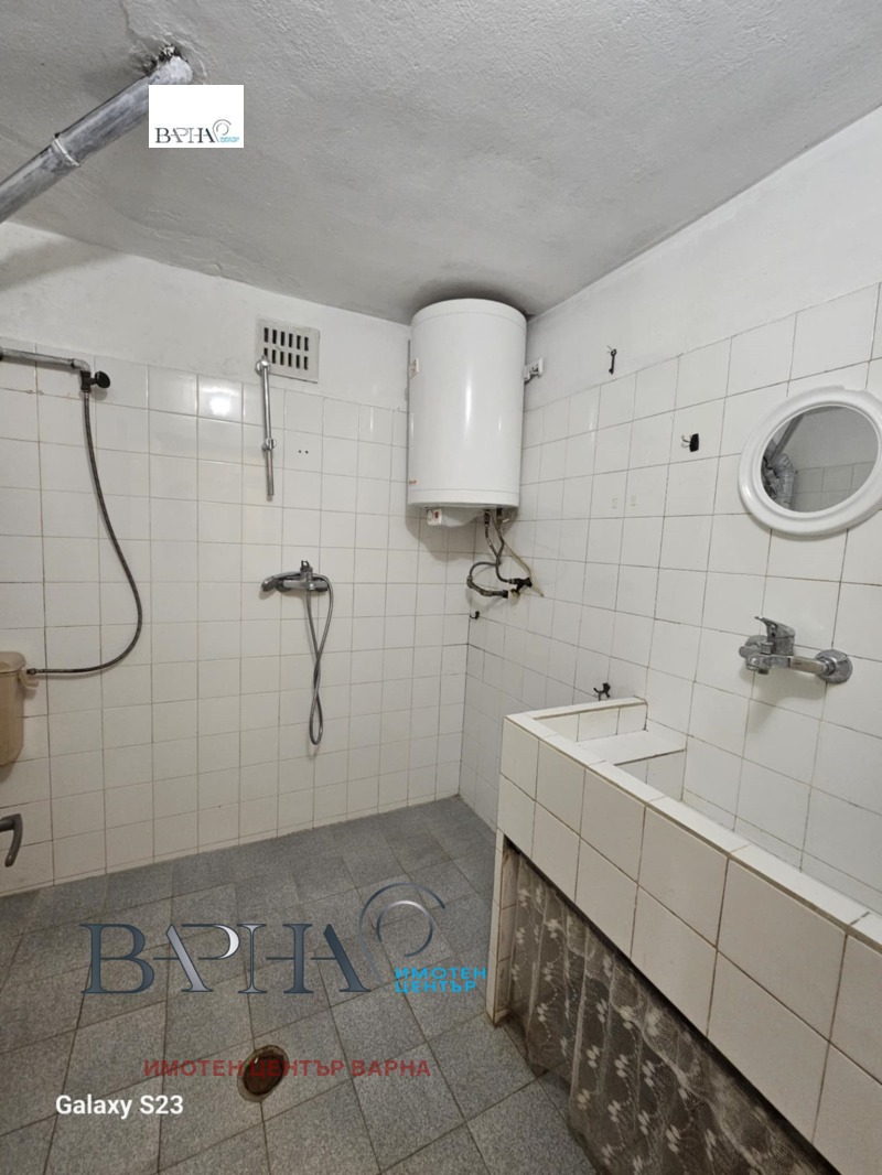 Издаје се  2 спаваће собе Варна , Цветен квартал , 80 м2 | 72586996 - слика [8]