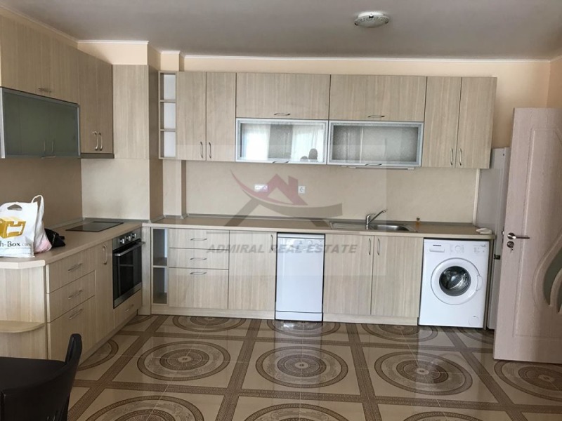 Te huur  1 slaapkamer Varna , Okrazjna bolnitsa-Generali , 85 m² | 69674662