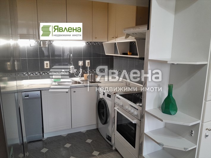 Дава под наем 3-СТАЕН, гр. София, Лозенец, снимка 3 - Апартаменти - 53026026