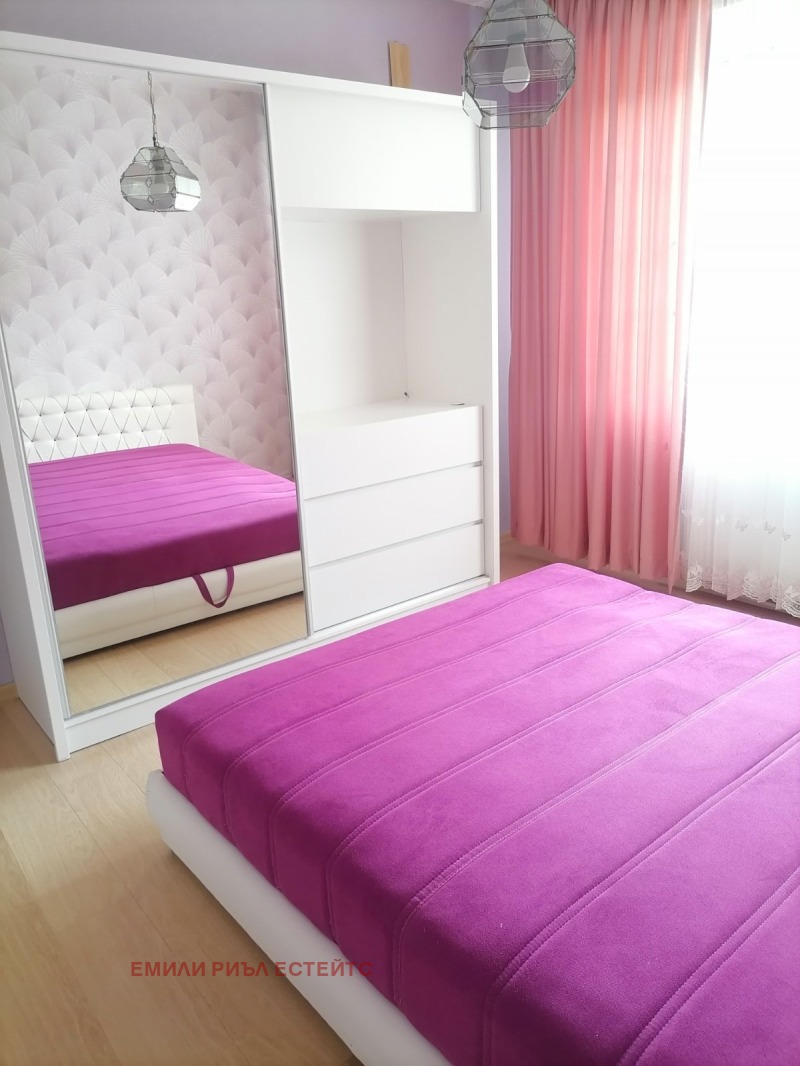 De inchiriat  2 dormitoare Sofia , Svoboda , 70 mp | 32956111 - imagine [3]