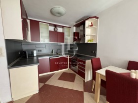 2 chambres Belite brezi, Sofia
