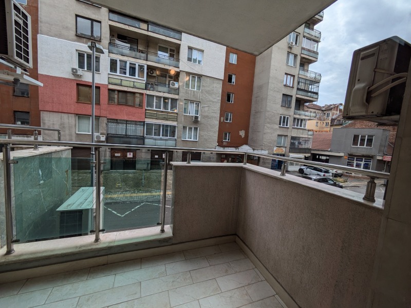 Дава под наем 2-СТАЕН, гр. София, Център, снимка 2 - Апартаменти - 53105851