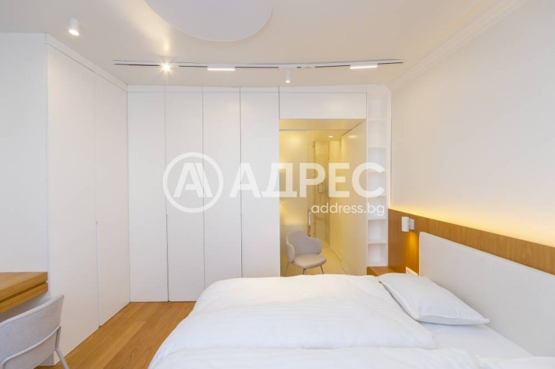 A louer  2 chambres Sofia , Doktorski pametnik , 95 m² | 14931499 - image [9]
