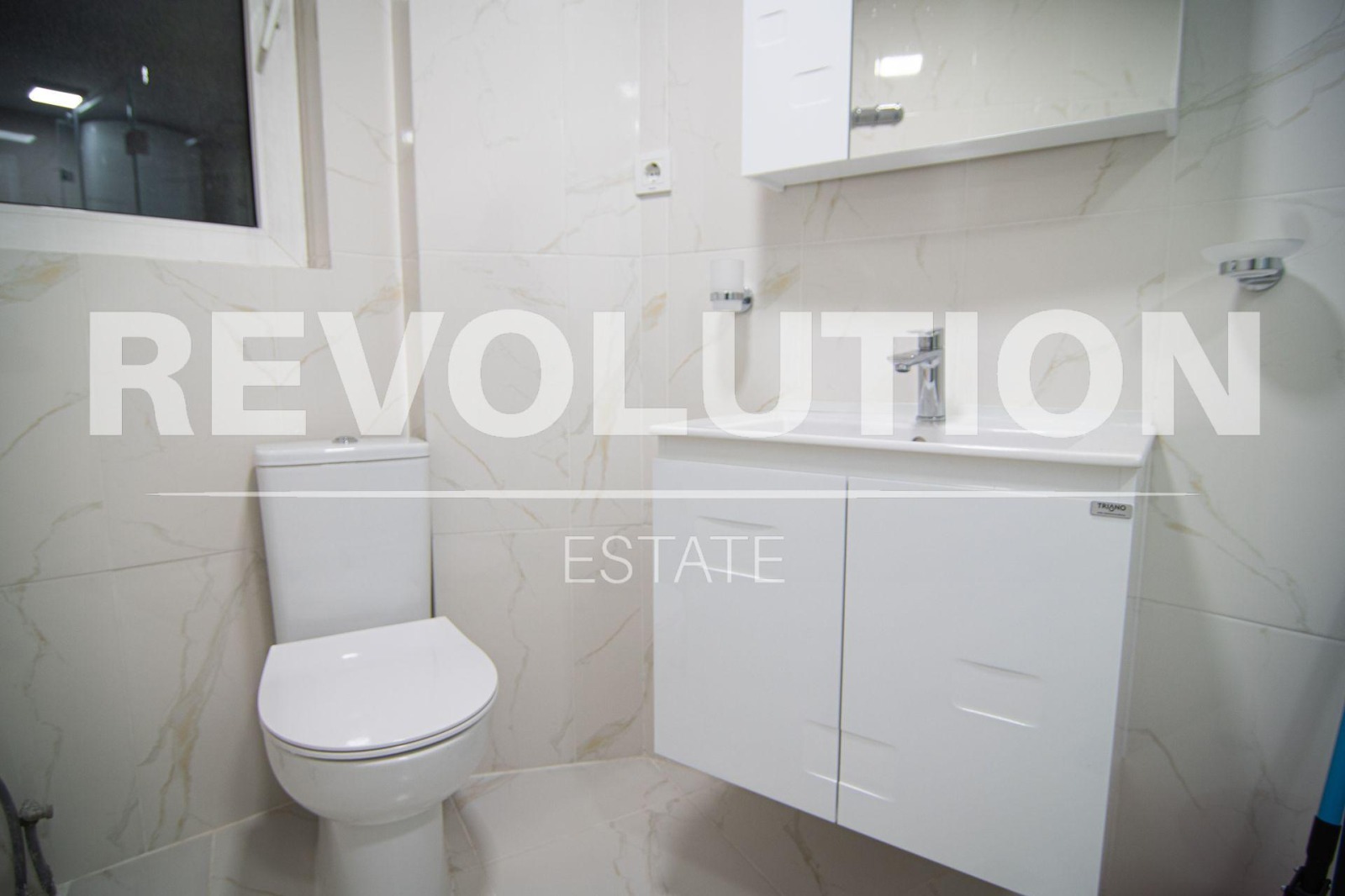 Дава под наем 3-СТАЕН, гр. Пловдив, Център, снимка 8 - Апартаменти - 53040012