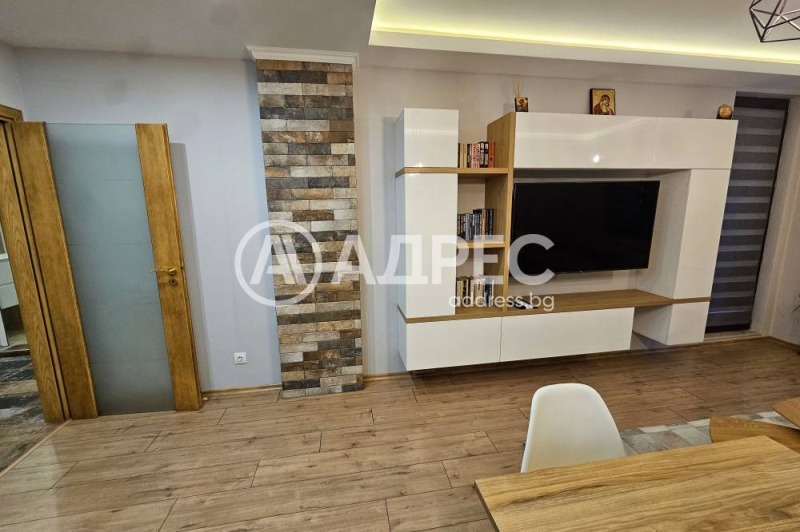 En renta  1 dormitorio Sofia , Mladost 2 , 77 metros cuadrados | 12939470 - imagen [8]