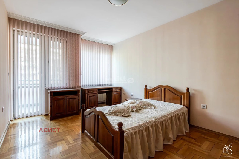 Дава под наем 4-СТАЕН, гр. София, Стрелбище, снимка 13 - Апартаменти - 53159899