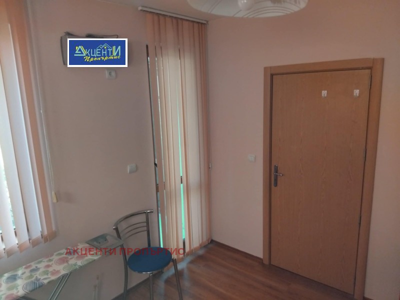 Kiadó  1 hálószoba Veliko Tarnovo , Centar , 60 négyzetméter | 45704035 - kép [10]