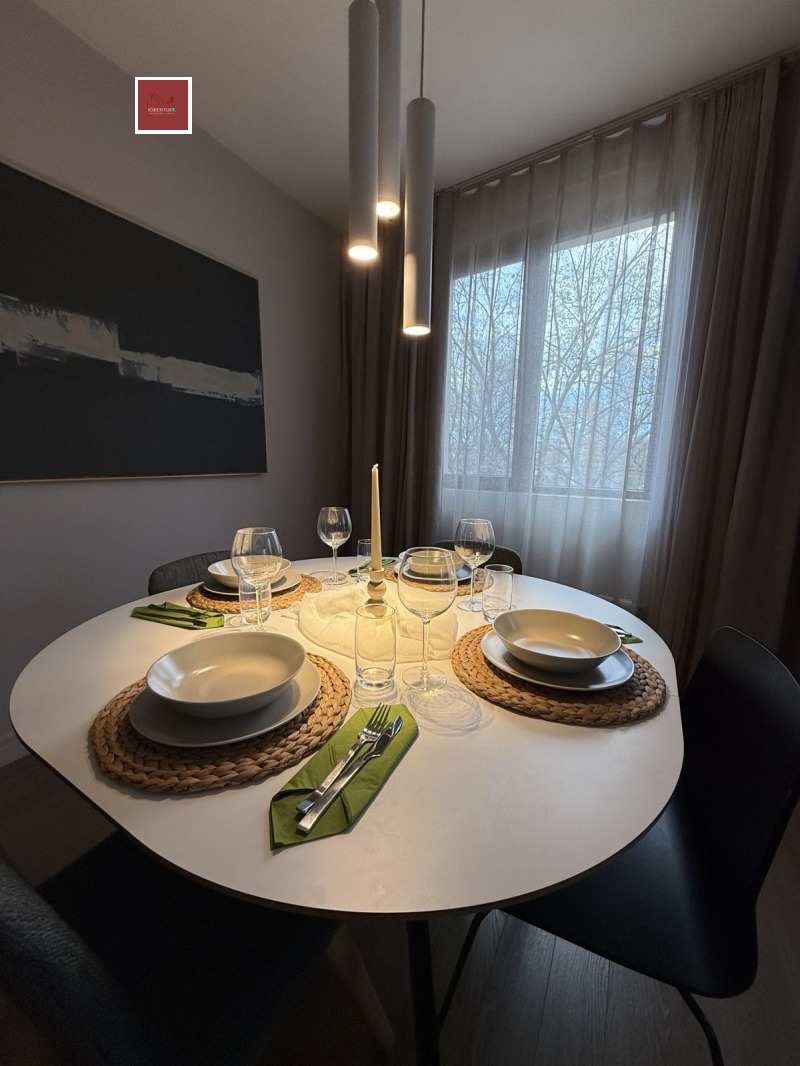 Дава под наем 3-СТАЕН, гр. София, Лозенец, снимка 3 - Апартаменти - 52507217