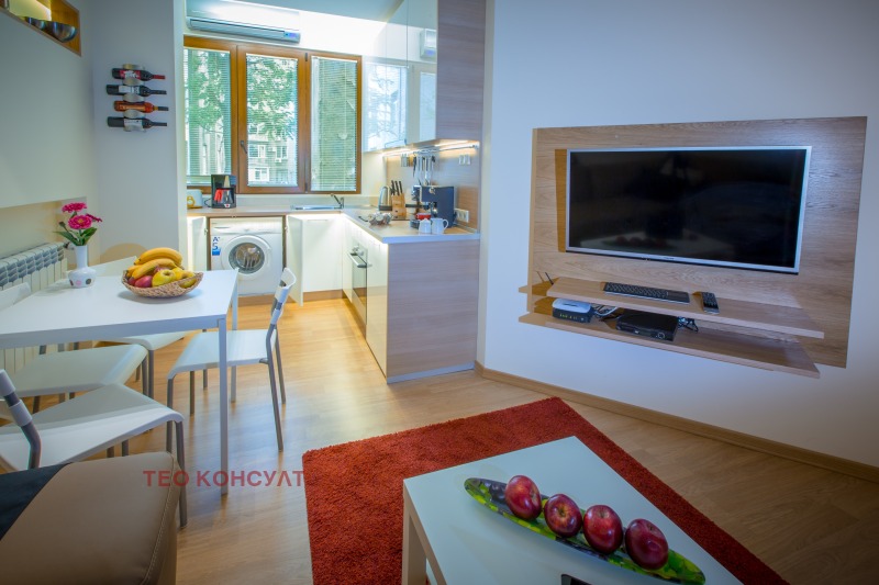 Дава под наем 3-СТАЕН, гр. София, Център, снимка 6 - Апартаменти - 53031767