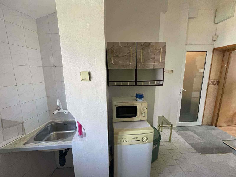 Do wynajęcia  1 sypialnia Sofia , Centar , 60 mkw | 83084230 - obraz [5]