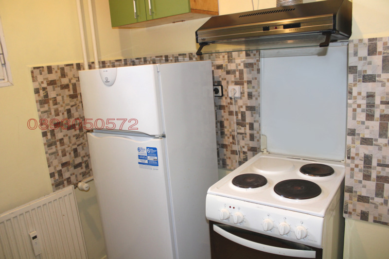 Дава под наем 1-СТАЕН, гр. София, Света Троица, снимка 10 - Апартаменти - 53279782