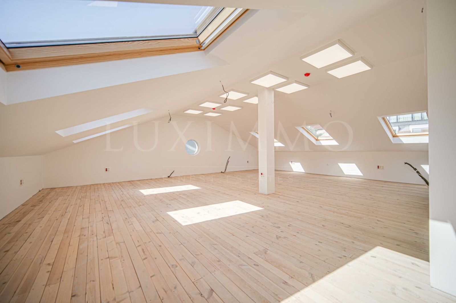 Дава под наем КЪЩА, гр. София, Център, снимка 11 - Къщи - 54155386