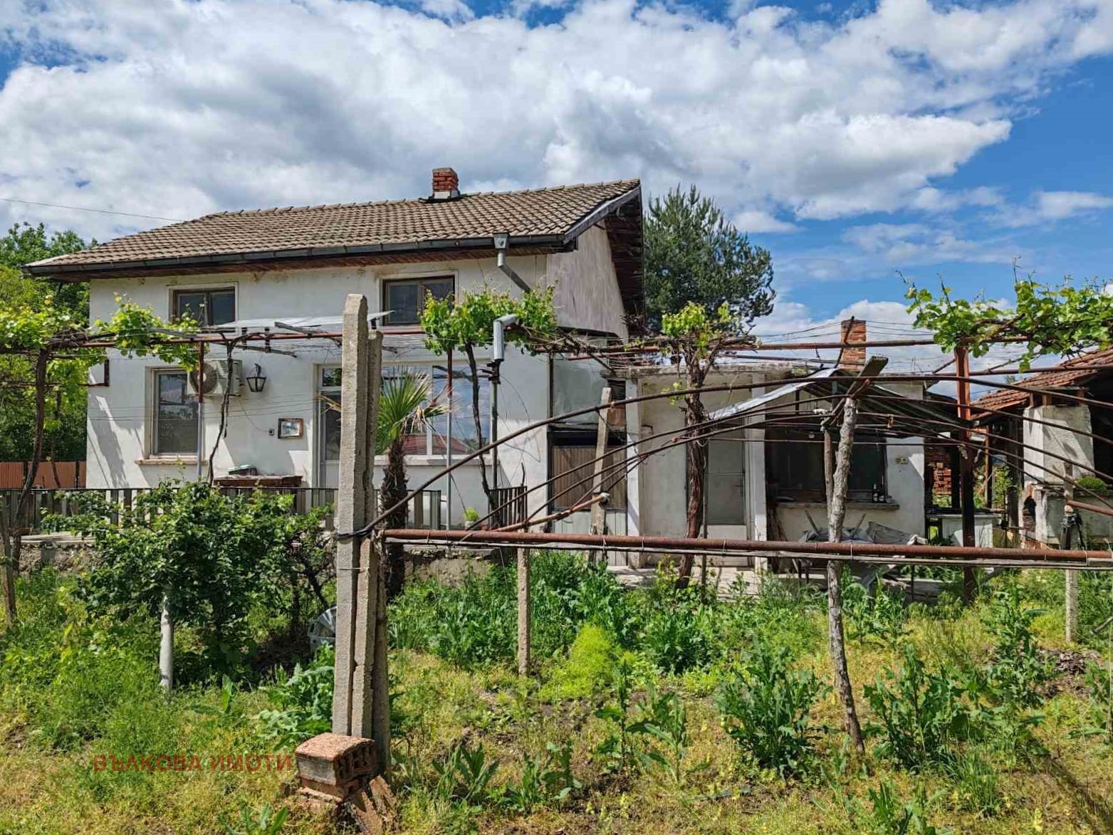 Дава под наем КЪЩА, с. Черна гора, област Стара Загора