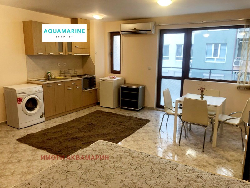 A louer  Studio Varna , VINS-Tcherven plochtad , 48 m² | 12869879